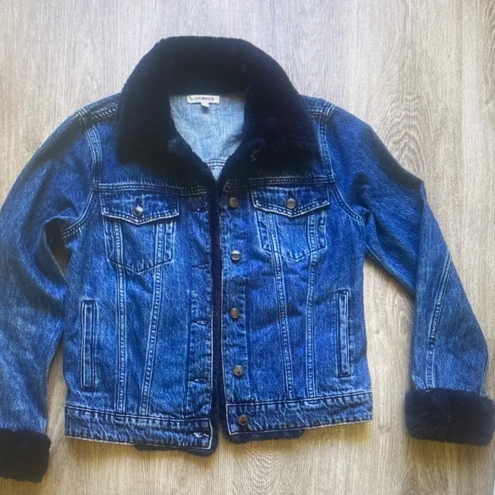 Good American Blue Denim Jacket with Black Faux Fur Trim